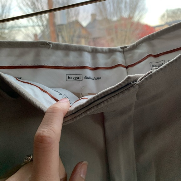 Pristine Haggar Men’s Khakis - Picture 3 of 4